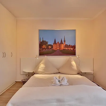 Am Rosenhain 9 Am Rosenhain 9 3 *